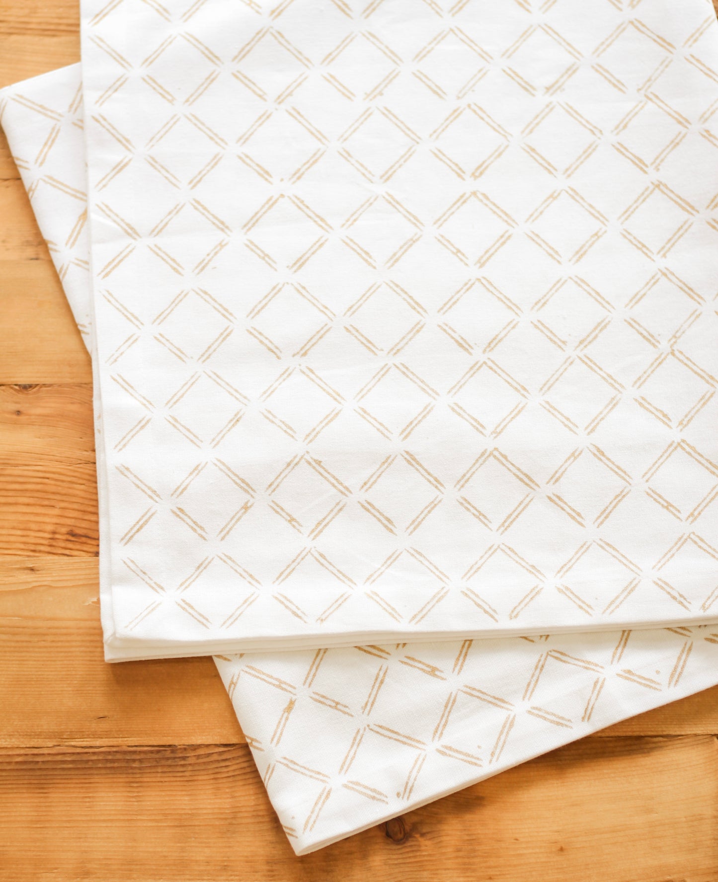 Table Runner - Dash, Gold