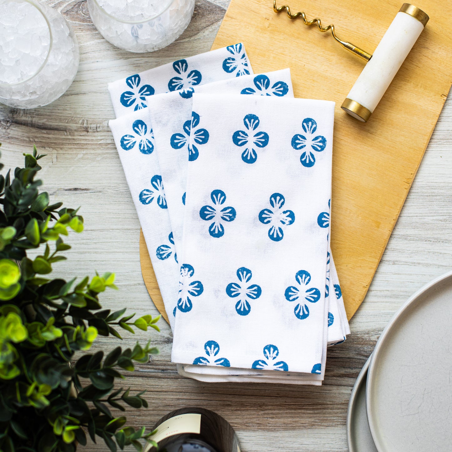 Dinner Napkins (set of 4) - Dogwood, Uniform Blue