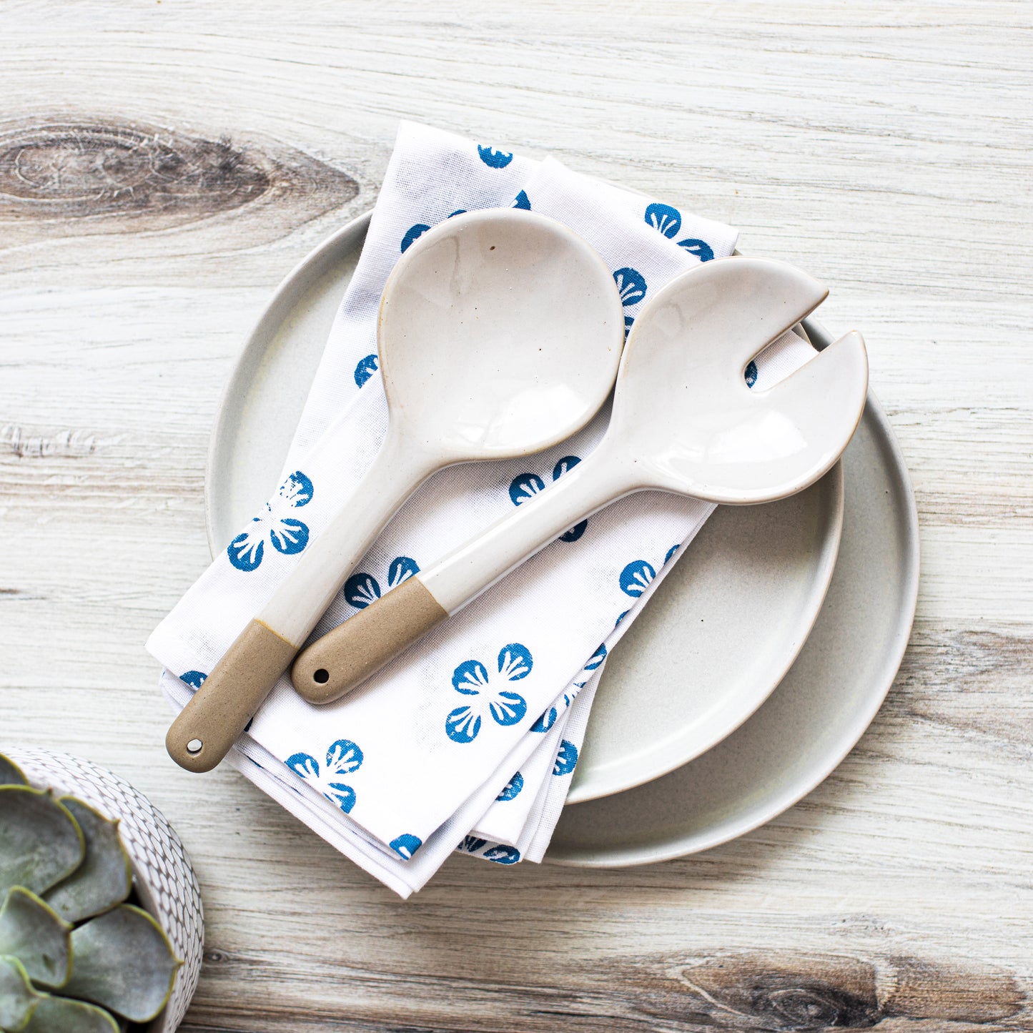 Dinner Napkins (set of 4) - Dogwood, Uniform Blue