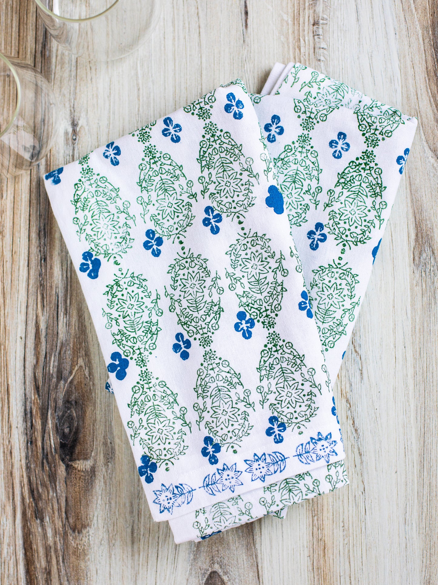 Table Runner - Vara Dogwood, Sage & Uniform Blue