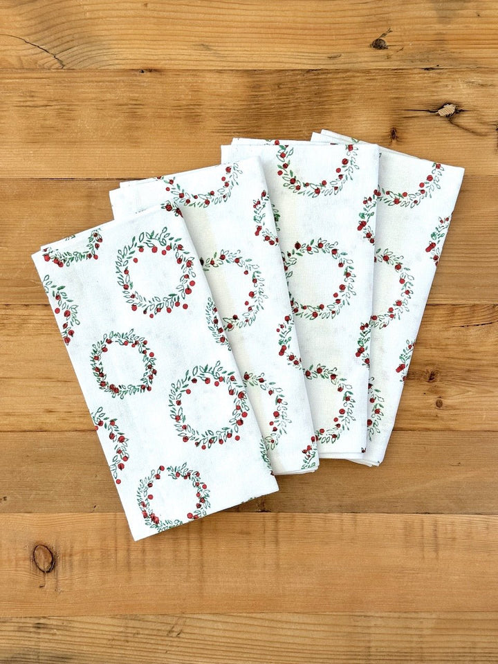 Dinner Napkins (set of 4) - Wreath, Evergreen & Red - The Mended Company