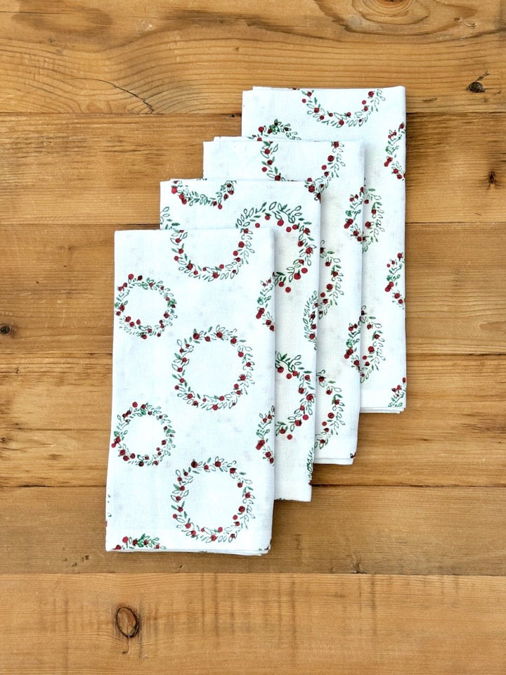 Dinner Napkins (set of 4) - Wreath, Evergreen & Red - The Mended Company
