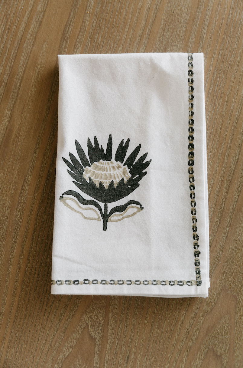 MENDED X DEMI: Dinner Napkins (set of 4) - South African Set