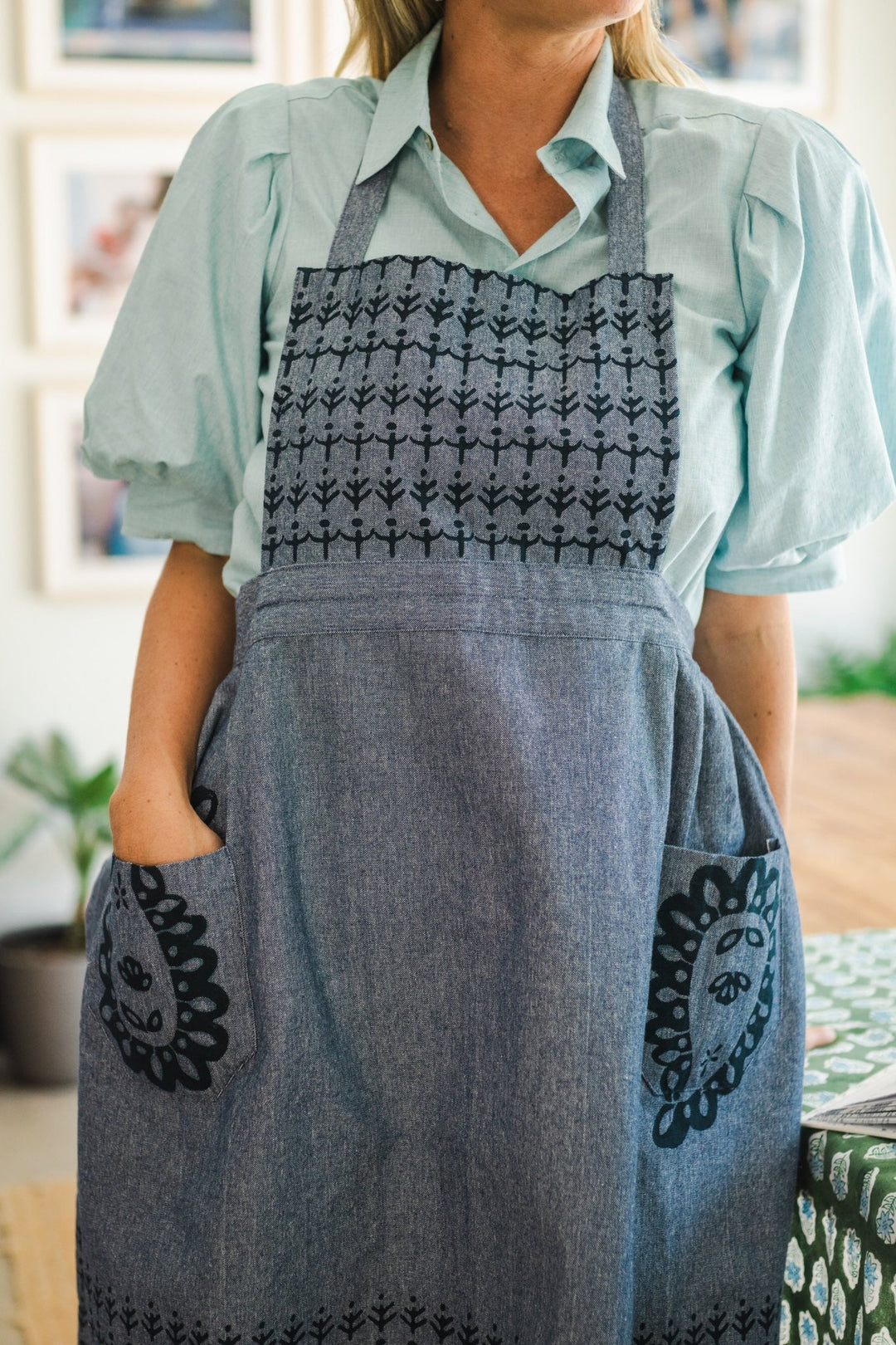 Apron - Paisley, Midnight - The Mended Company