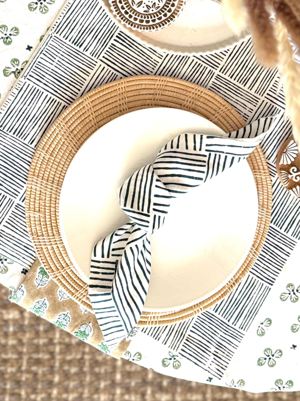 Dinner Napkins Ivory (set of 4) - Striped, Midnight - The Mended Company