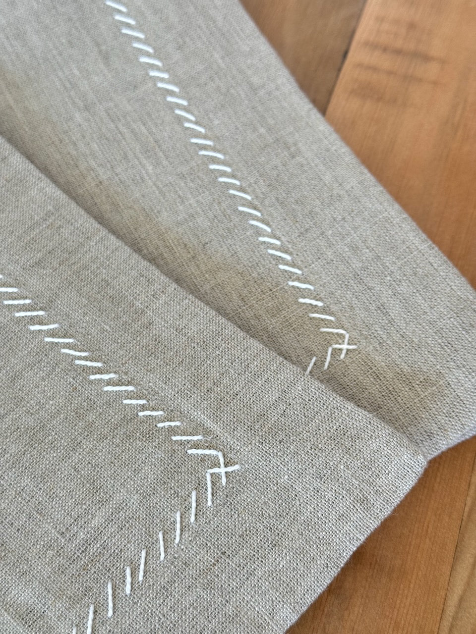Dinner Napkins (set of 2) - Flax Linen, White Embroidery - The Mended Company