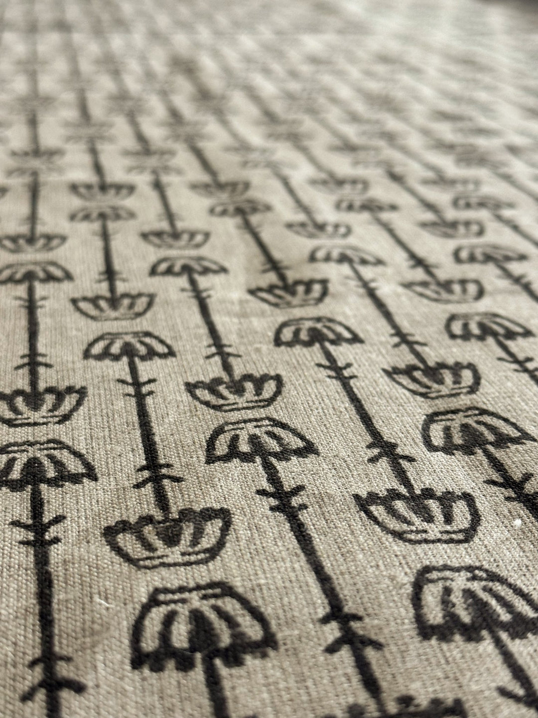 Table Runner (Flax Linen) - Mosaic Flower, Black - The Mended Company