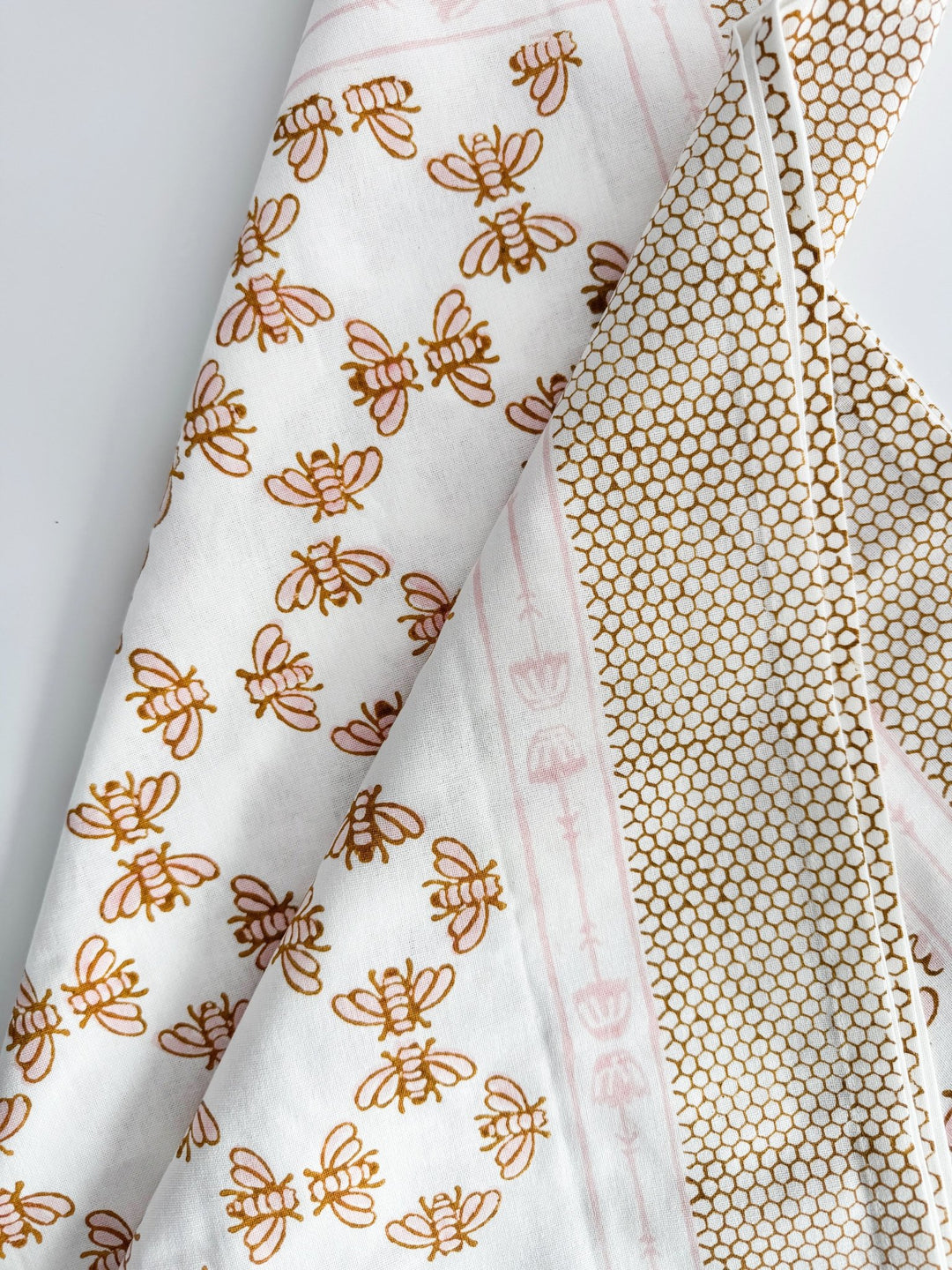 Table Throw - Honeybee - Rose &amp; Mustard - The Mended Company