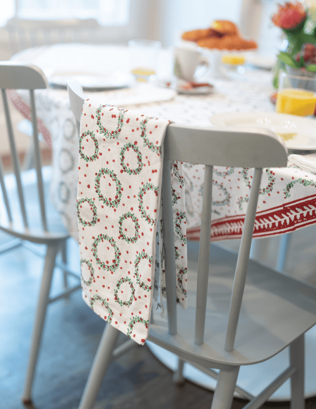 Tea Towel - Wreath, Evergreen & Red - The Mended Company